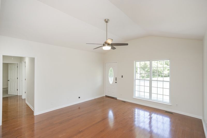 85 Crosswinds Dr, Mount Juliet, TN 37122