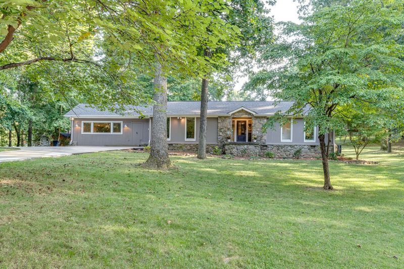 1004 Ash Dr, Greenbrier, TN 37073