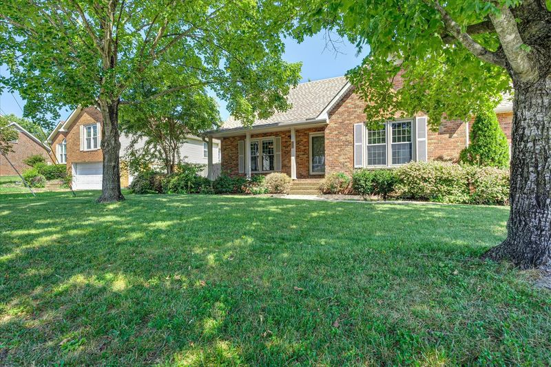 1576 Birchwood Cir, Franklin, TN 37064