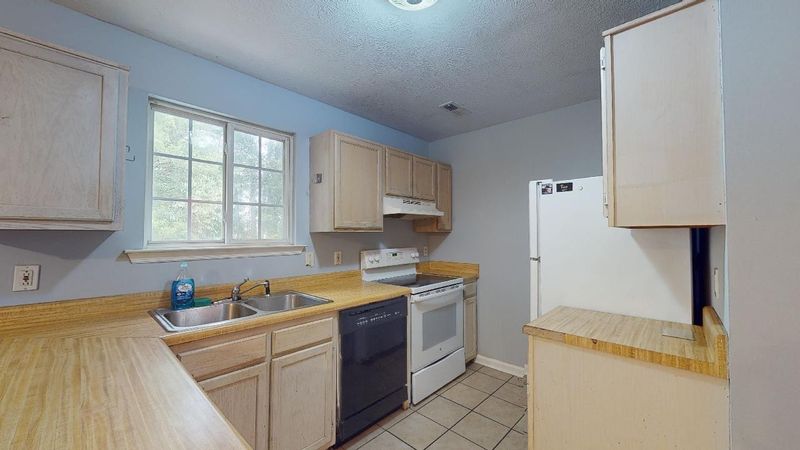 3538 Seneca Forest Dr, Nashville, TN 37217