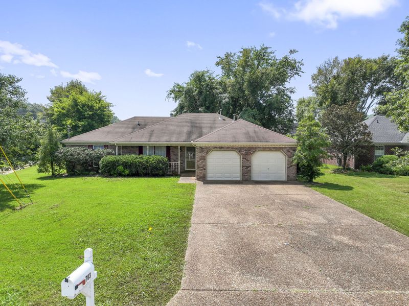 703 Mcgivney Ct, Smyrna, TN 37167