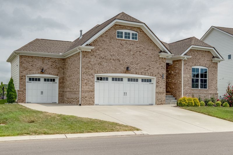 609 Castle Rd, Mount Juliet, TN 37122