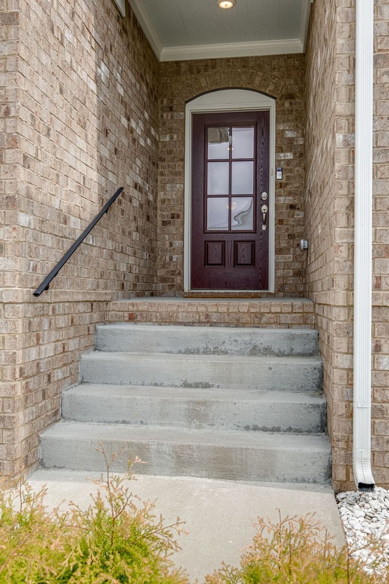 609 Castle Rd, Mount Juliet, TN 37122