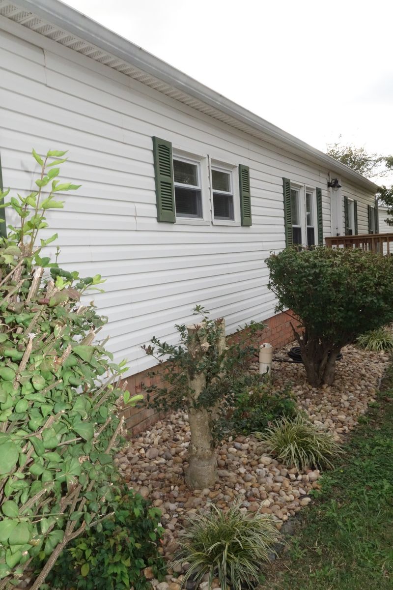 1099 Bales St, Gallatin, TN 37066