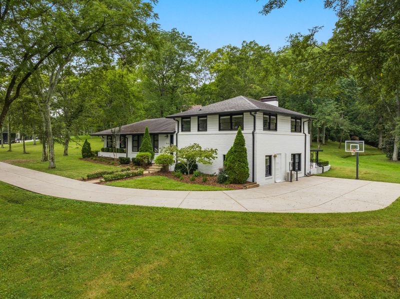 6512 Jocelyn Hollow Rd, Nashville, TN 37205