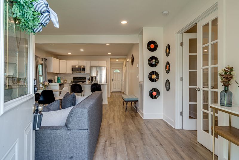 1314 Meridian St, Nashville, TN 37207