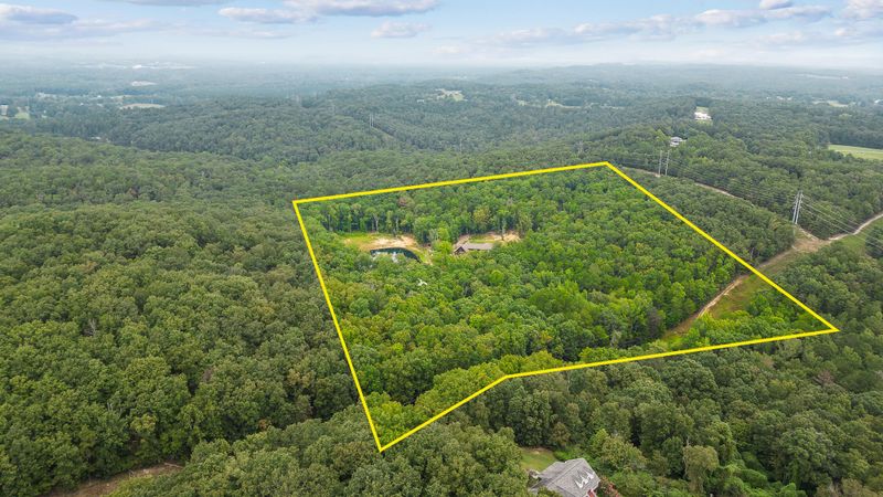695 Tanglewood Dr, La Fayette, GA 30728