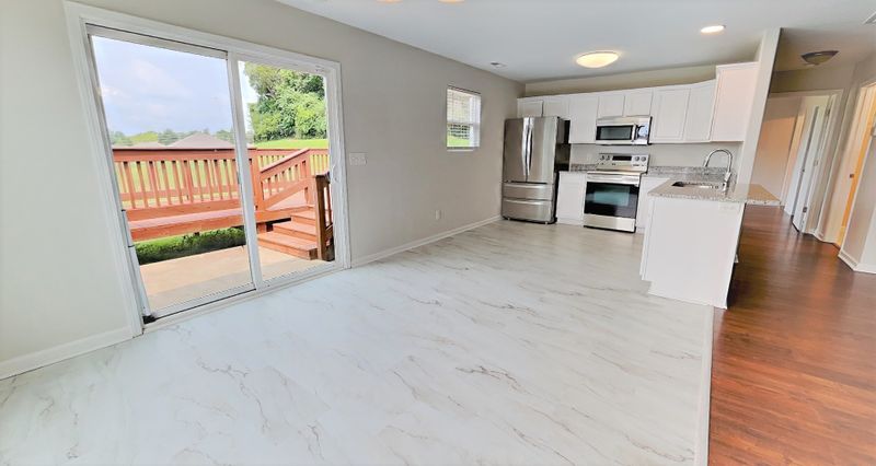 2212 Carpenter Bee Dr, Columbia, TN 38401