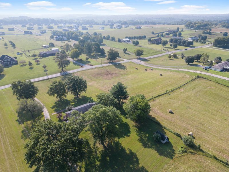 155 Greenfield Ln, Castalian Springs, TN 37031