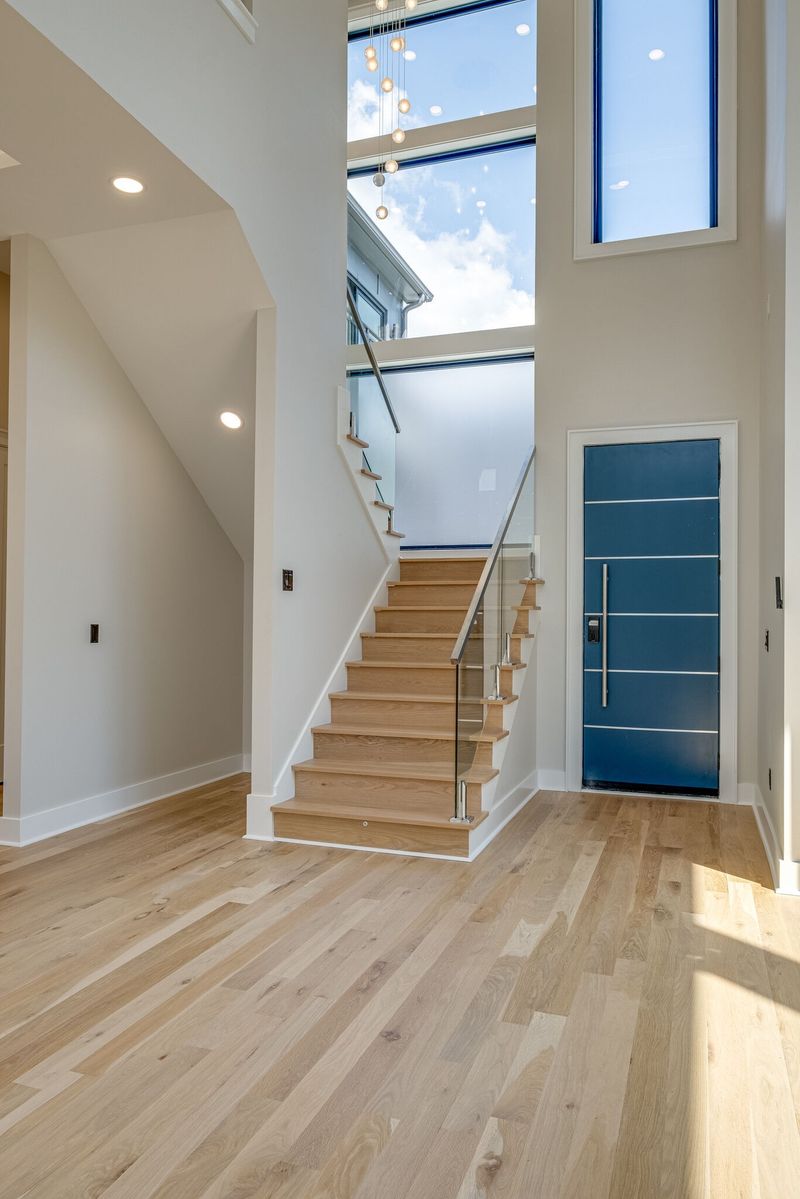 2328B Carter Ave, Nashville, TN 37206