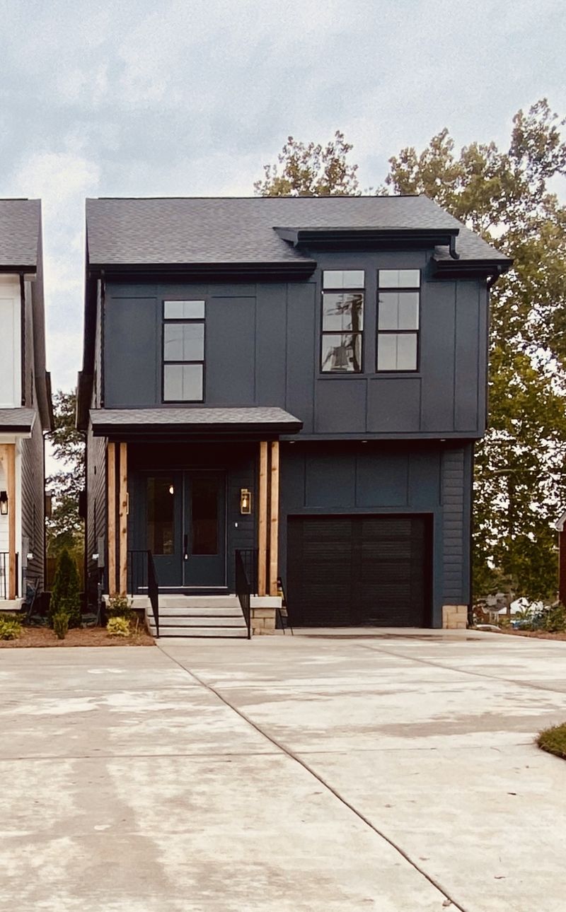 1503A Dugger Dr, Nashville, TN 37206