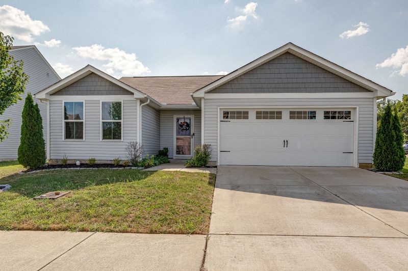 2445 Solomon Ln, Nashville, TN 37207