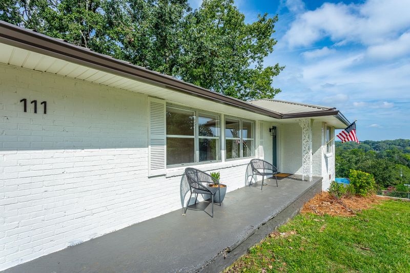 111 Perrin Ave, Rossville, GA 30741