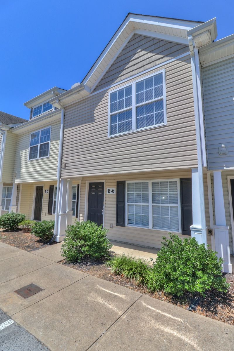 2961 S Rutherford Blvd #B6, Murfreesboro, TN 37130