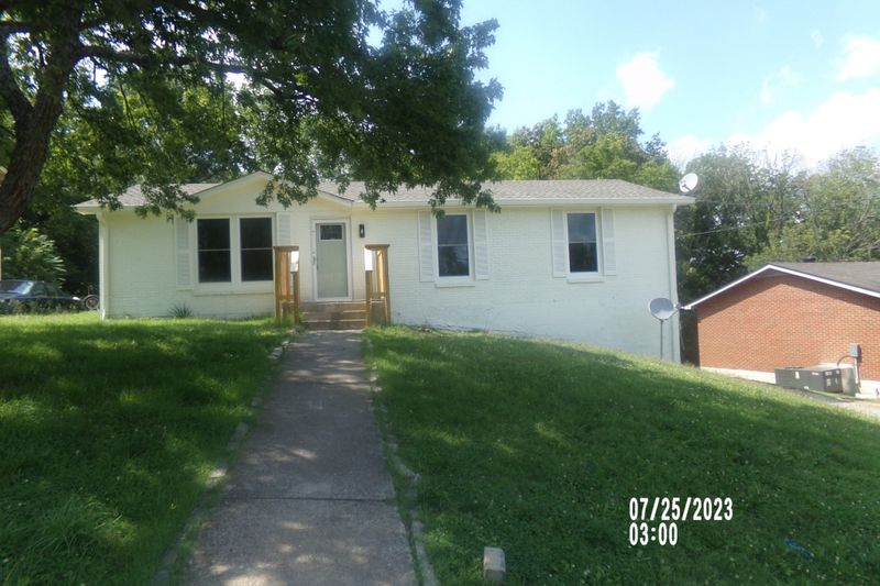 4067 Fairmeade Dr, Nashville, TN 37218