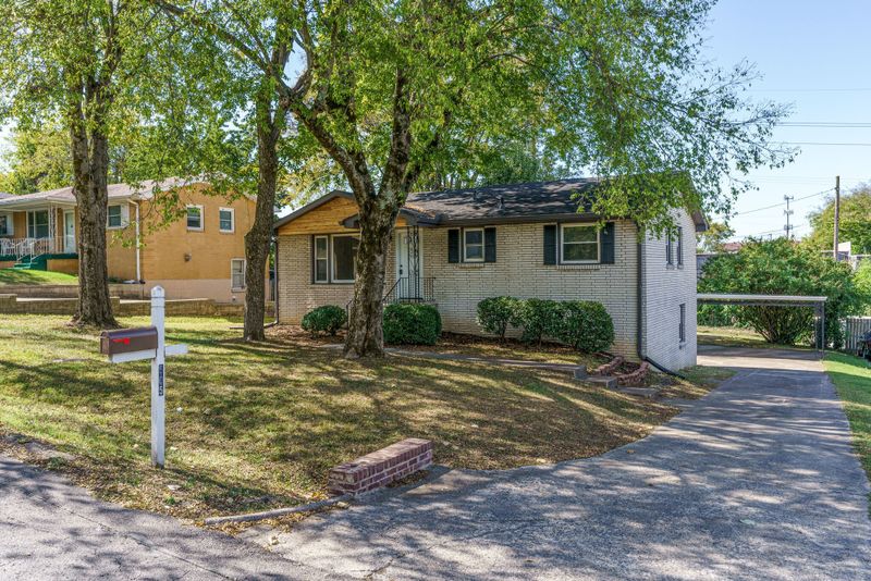 505 Wilclay Dr, Nashville, TN 37209
