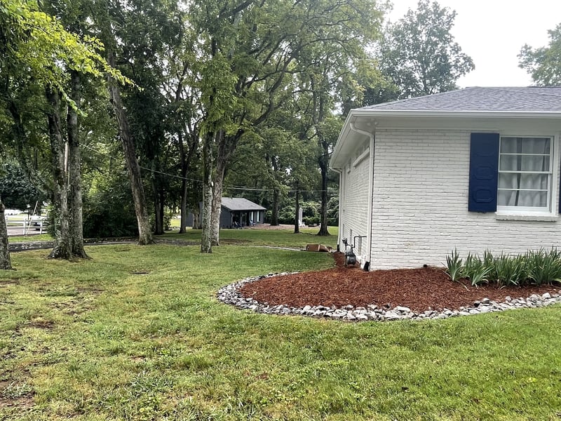 861 Glendale Ln, Nashville, TN 37204