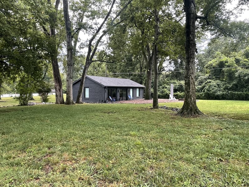861 Glendale Ln, Nashville, TN 37204