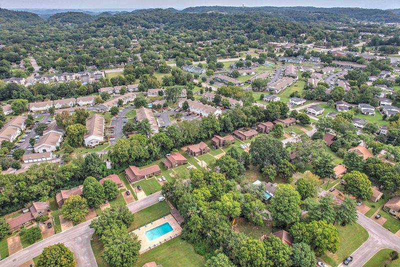 516 Doral Country Dr, Nashville, TN 37221