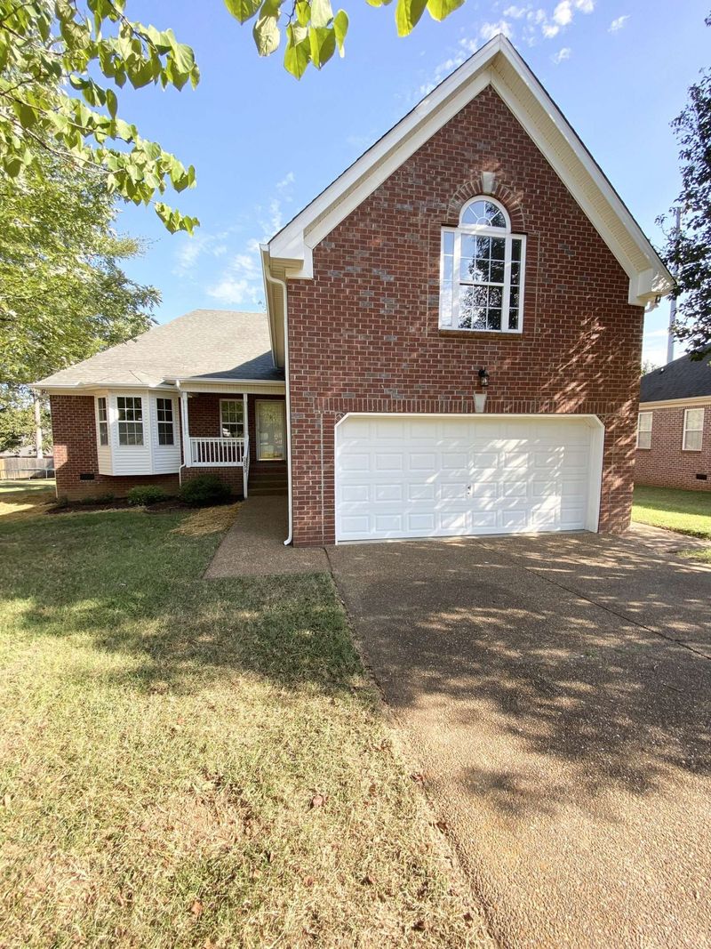 253 Parrish Pl, Mount Juliet, TN 37122