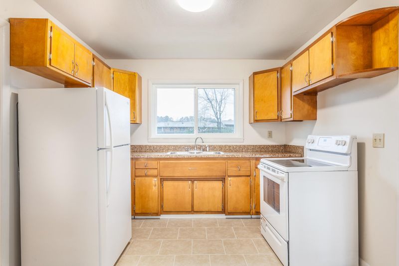 253 Patterson Ave, Fort Oglethorpe, GA 30742