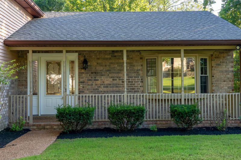 166 Alpha Dr, Gallatin, TN 37066