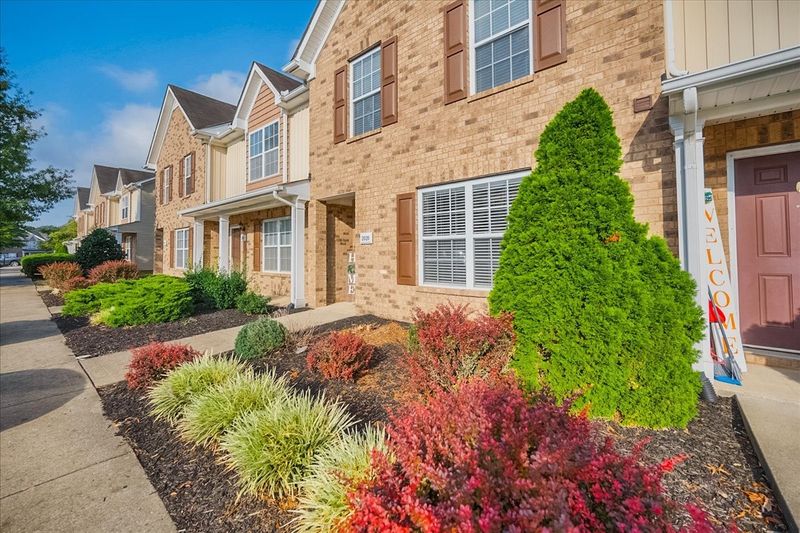 2020 Victory Gallop Ln, Murfreesboro, TN 37128