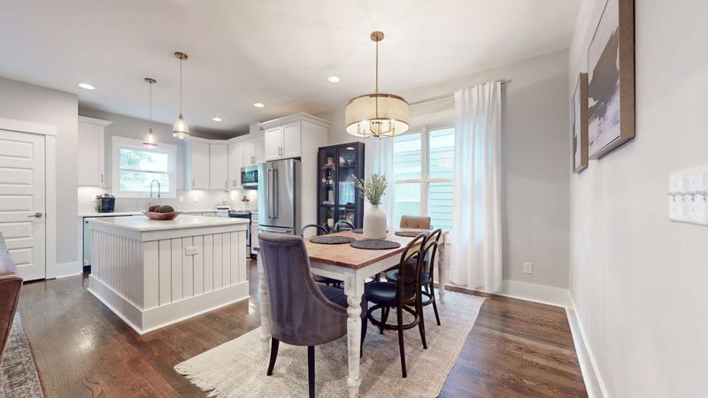 6366 Alamo Pl, Nashville, TN 37209
