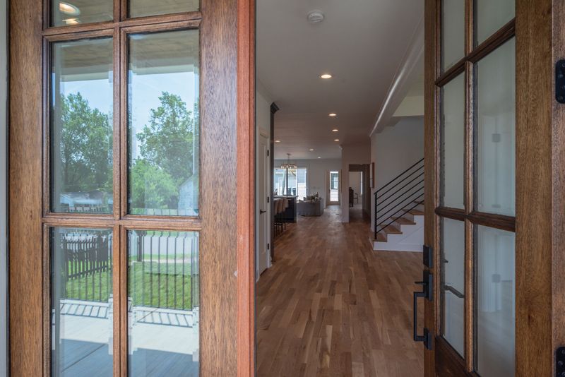 1607 Russell St, Nashville, TN 37206