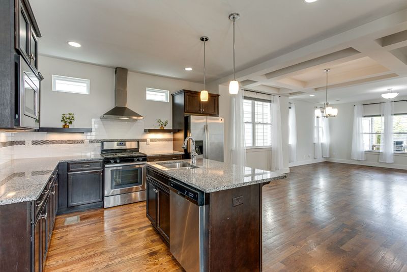 5306 Kentucky Ave, Nashville, TN 37209