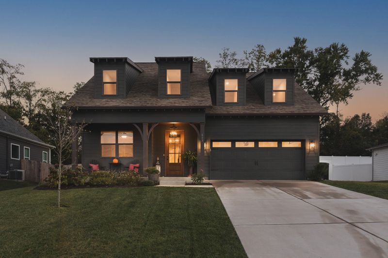 617 Davis Valley Dr, Columbia, TN 38401
