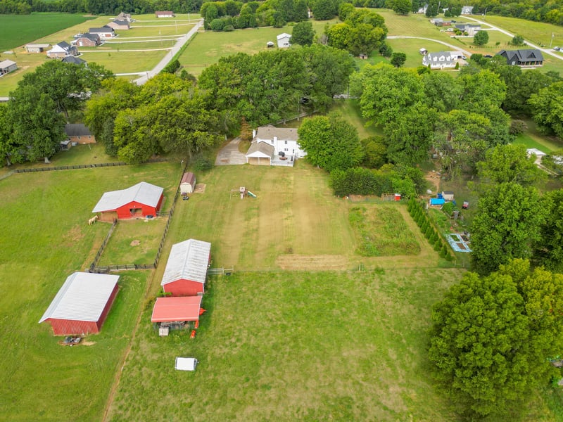 1010 Massey Rd, Mount Pleasant, TN 38474