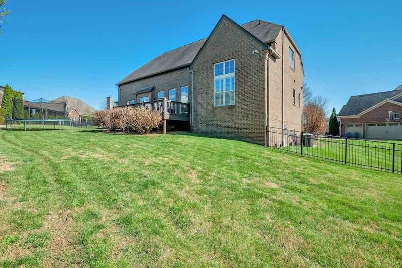 5012 Perth Ct, Spring Hill, TN 37174
