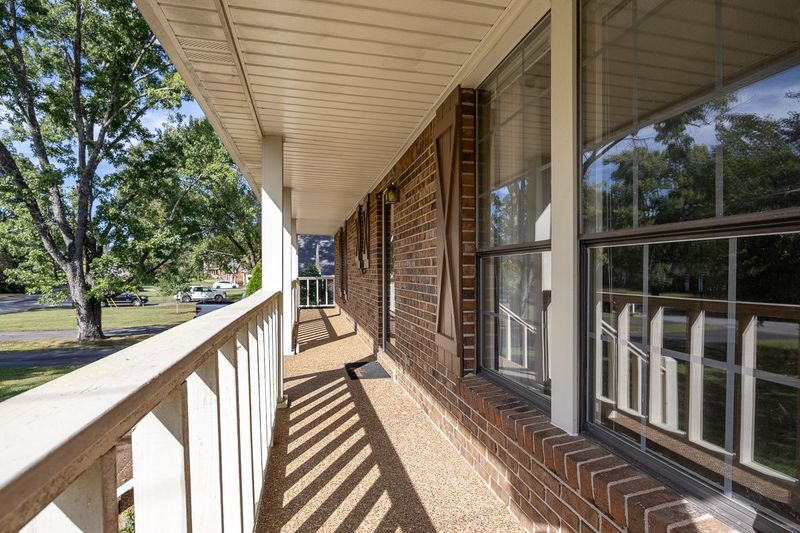 765 Goodpasture Terr, Nashville, TN 37221