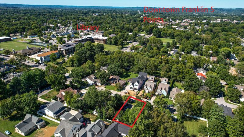 108 Battlefield Dr, Franklin, TN 37064