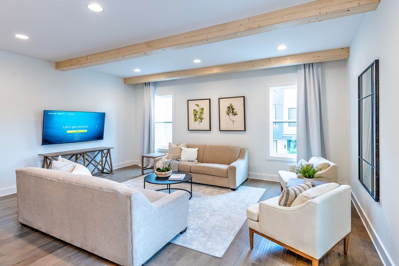517 27th Ave N #2, Nashville, TN 37209