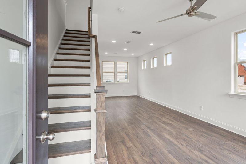 3726 Shady Forest Dr, Murfreesboro, TN 37128