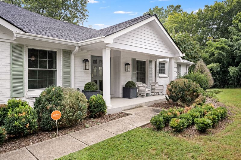 4620 Tara Dr, Nashville, TN 37215