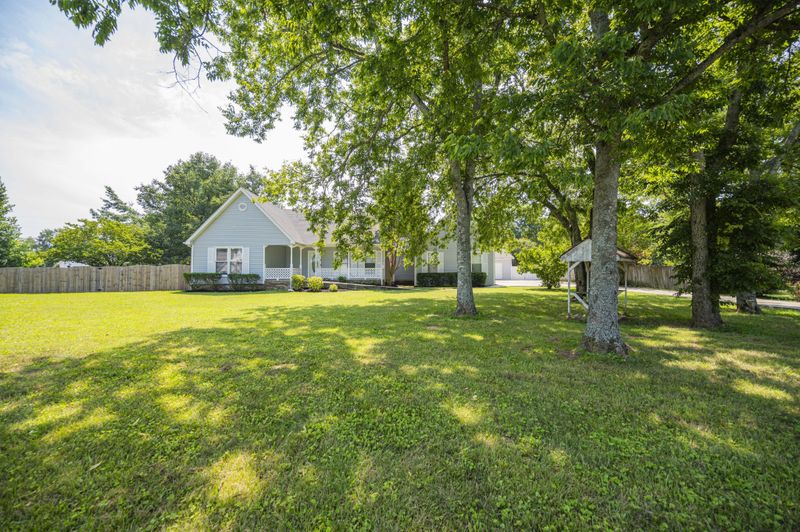 9942 Roanoke Dr, Murfreesboro, TN 37129