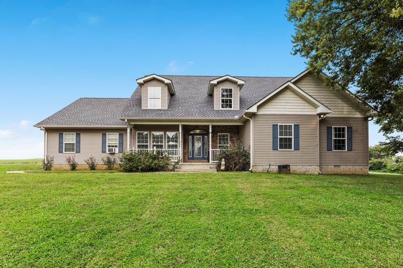 6113 Price Rd, Orlinda, TN 37141