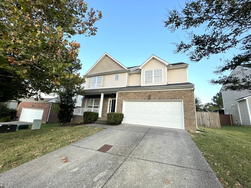 125 Claybrook Ln, Antioch, TN 37013