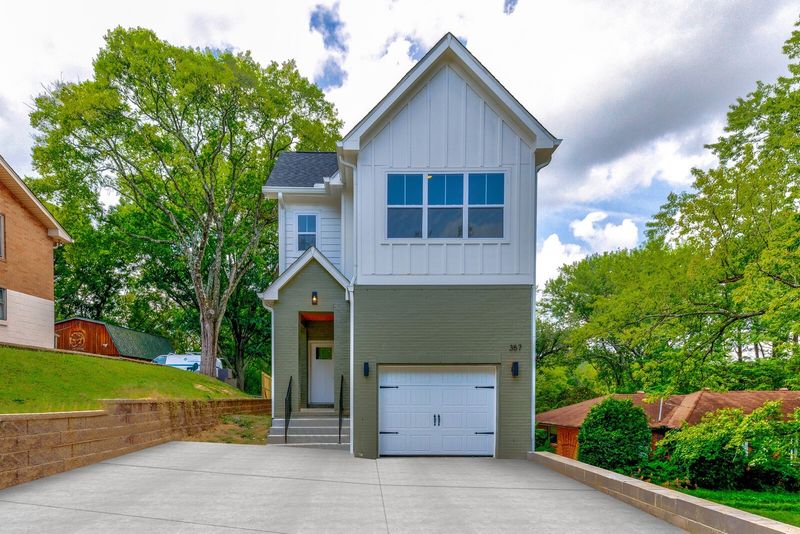 357 Willard Dr, Nashville, TN 37211