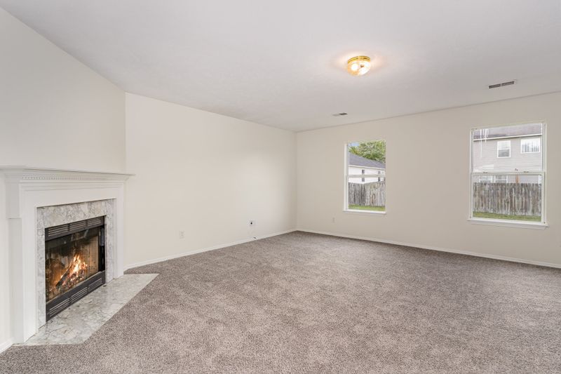 2119 Carlton Ln, Thompsons Station, TN 37179