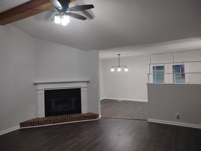8951 Owens Chapel Rd, Springfield, TN 37172