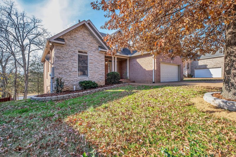 609 Bayhill Ct, Hermitage, TN 37076