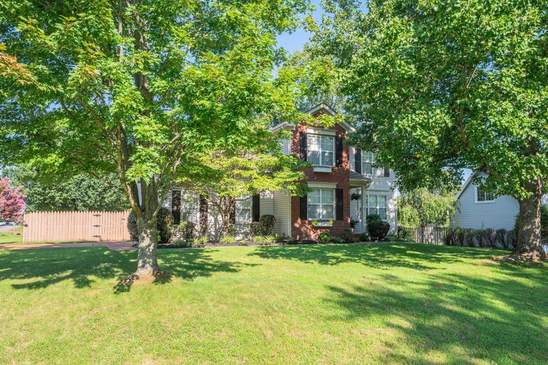 232 Riverbend Dr, Franklin, TN 37064