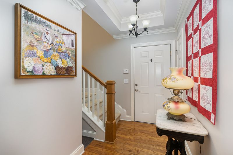 3201 Aspen Grove Dr #B8, Franklin, TN 37067
