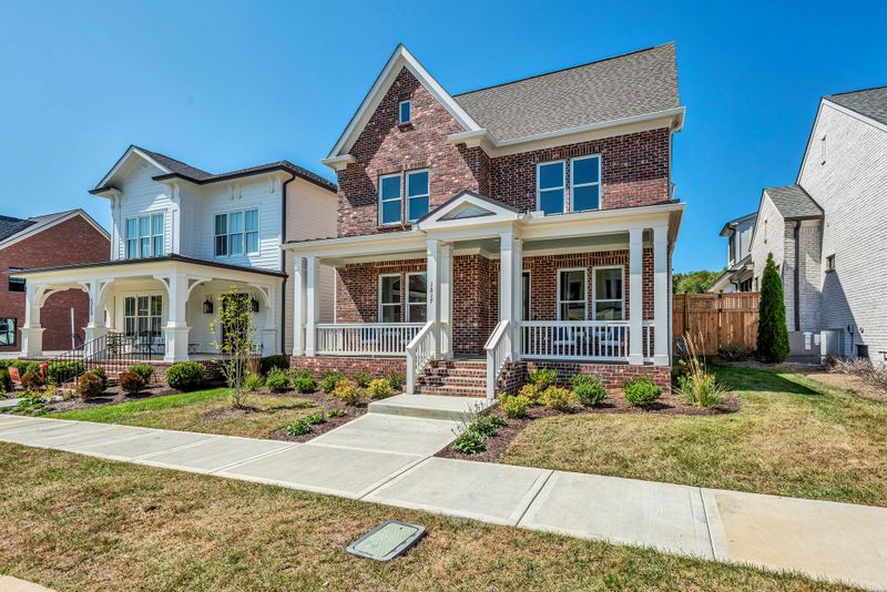 1217 Luckett Rd, Nashville, TN 37221