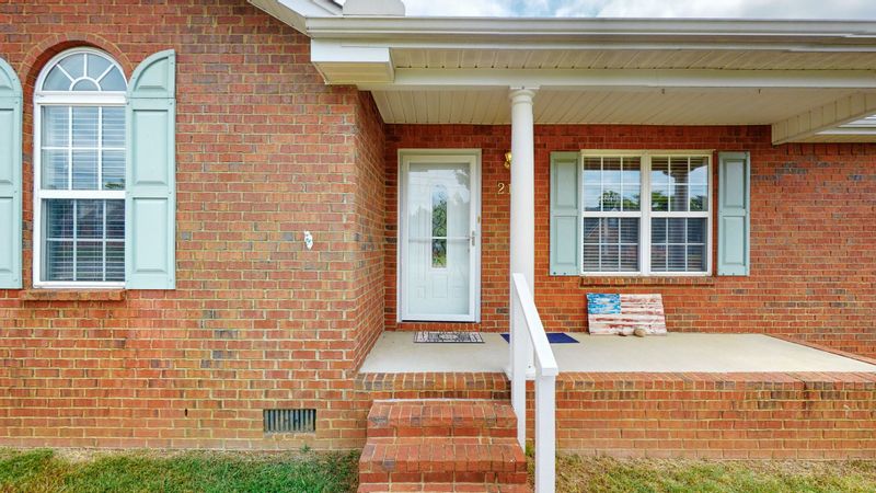 2140 Rankin Dr, Christiana, TN 37037