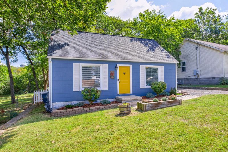 2913 Highland Dr, Nashville, TN 37207
